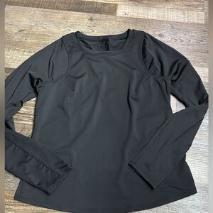 Halara athletic long sleeve top size small black